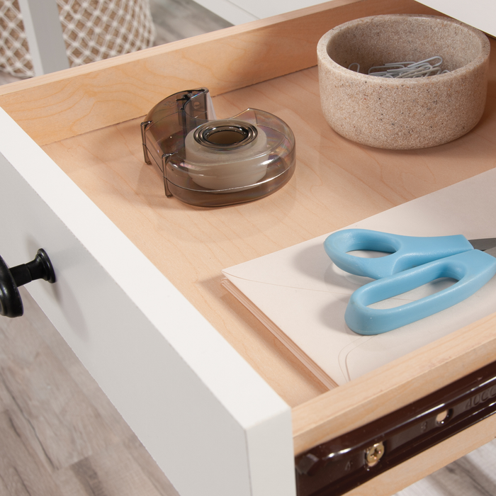 Bureau Bexley de 47,17 po à 2 tiroirs - blanc doux