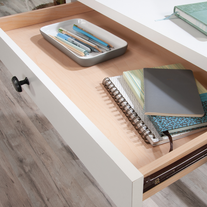 Bureau Bexley de 47,17 po à 2 tiroirs - blanc doux