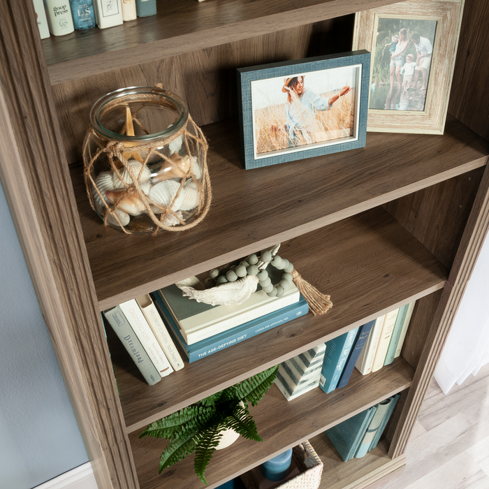 Bibliothèque Halston de 29,29 po à 5 tablettes avec tablettes réglables - chêne salé