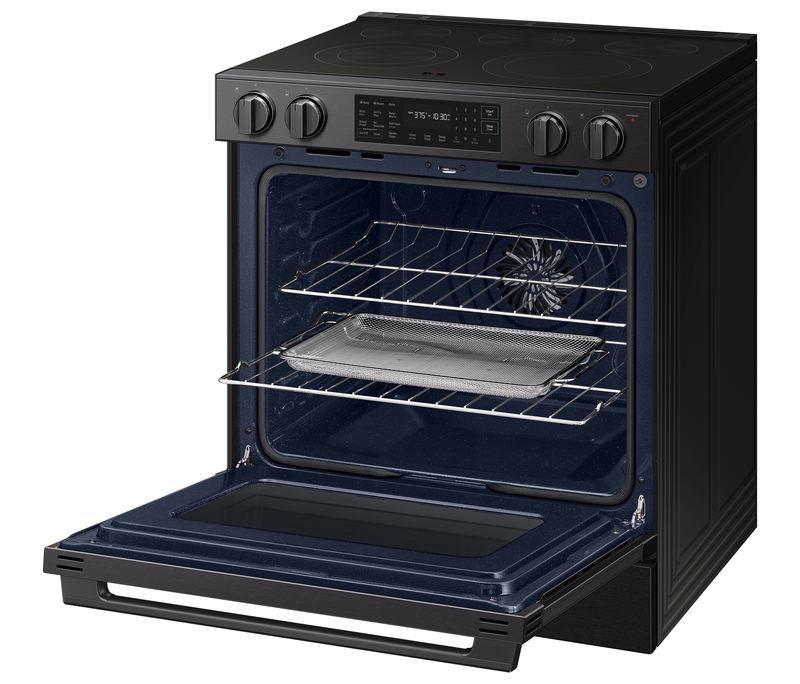 Cuisinière électrique encastrée Samsung de 6,3 pi3 avec friture à air Air Fry Max - acier inoxydable noir mat - NSE80H63SEAC