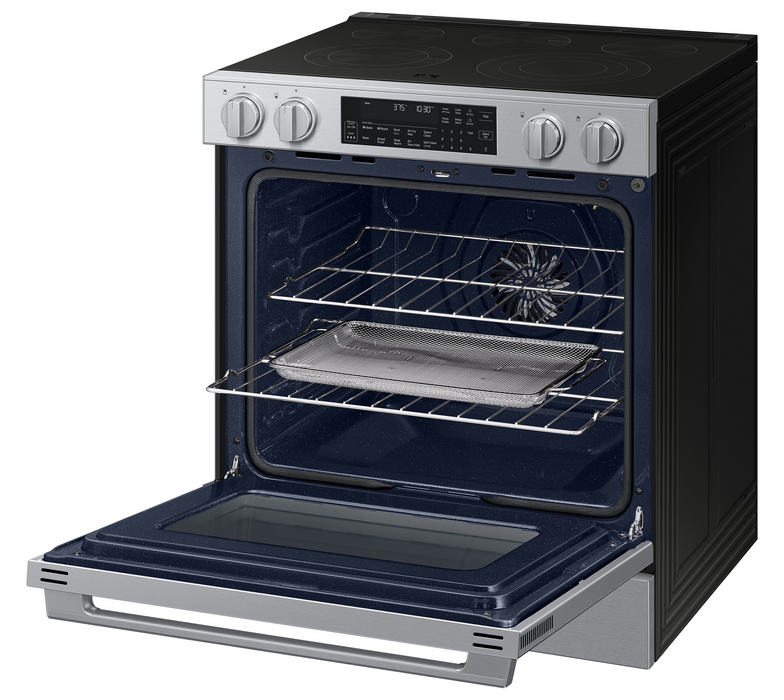 Cuisinière intelligente électrique encastrée Samsung de 6,3 pi3 avec friture à air - acier inoxydable - NSE90H63SRAC