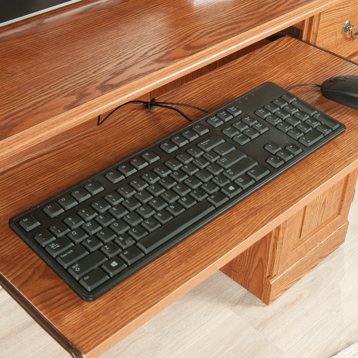 Bureau Orchard Hills de 42,6 po avec crédence et rangement - chêne Carolina