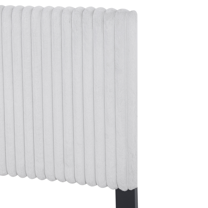 Lit plateforme rembourré Ridge en tissu gris avec rangement - format grand lit