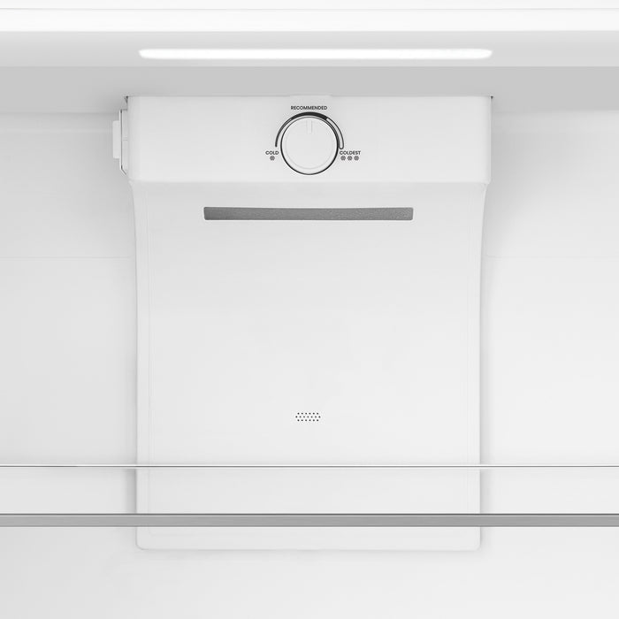 Réfrigérateur Hisense de 18 pi3 et de 30 po de profondeur comptoir à congélateur supérieur - titane - RT18N3ASE