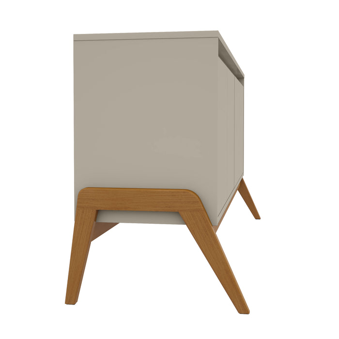 Desserte Gales de Manhattan Comfort de 63,32 po de style moderne du milieu du 20e siècle avec pattes en bois massif - greige