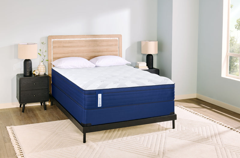 Matelas moyen à Euro-plateau Minden PosturepedicMD de série 1050 de Sealy pour lit double