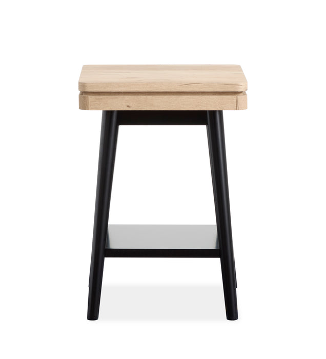 Table d’appoint Tyssen de 18 po avec rangement - bois de grève