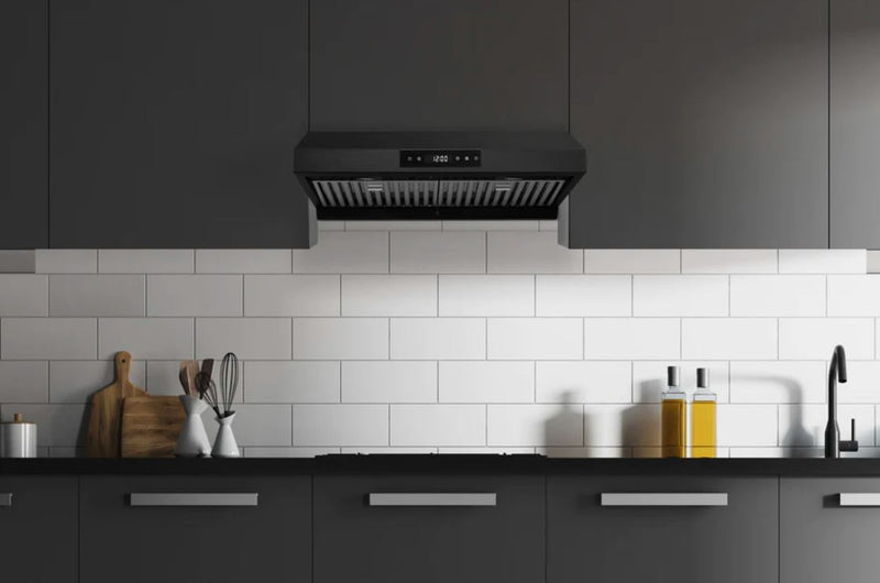 Hotte de cuisinière sous l'armoire Hauslane de 36 po - UC-PS18BLK-36