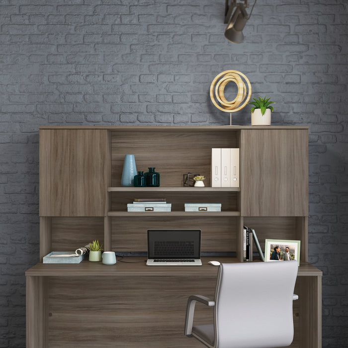 Crédence de rangement Affirm de 71,10 po de qualité commerciale avec 2 armoires - orme Hudson