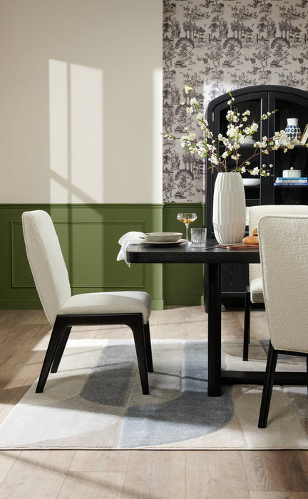 Chaise de salle à manger Alma en tissu bouclé - anthracite noir et blanche