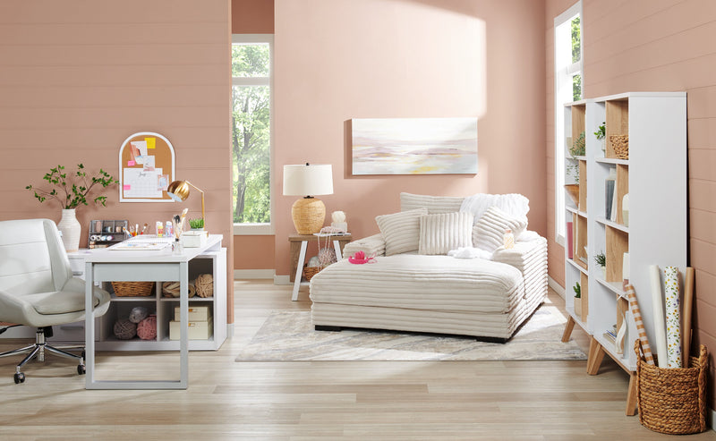 Fauteuil long Alto de 58 po en tissu de fausse fourrure très douce avec deux porte-gobelets et port USB - taupe