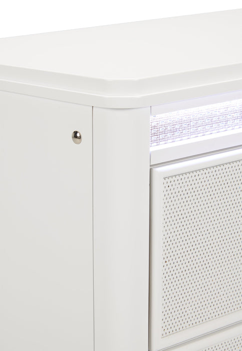 Commode verticale somptueuse Ava de 40,5 po (L) x 54,1 po (H) à 5 tiroirs avec éclairage à DEL pour la chambre à coucher - blanche