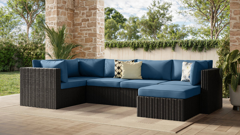 Ensemble Barbados 6 pièces pour la terrasse à l’extérieur avec 3 fauteuils en coin, 2 fauteuils sans accoudoirs et pouf - osier en résine tressé à la main, résistant aux rayons UV et aux intempéries - noir et bleu