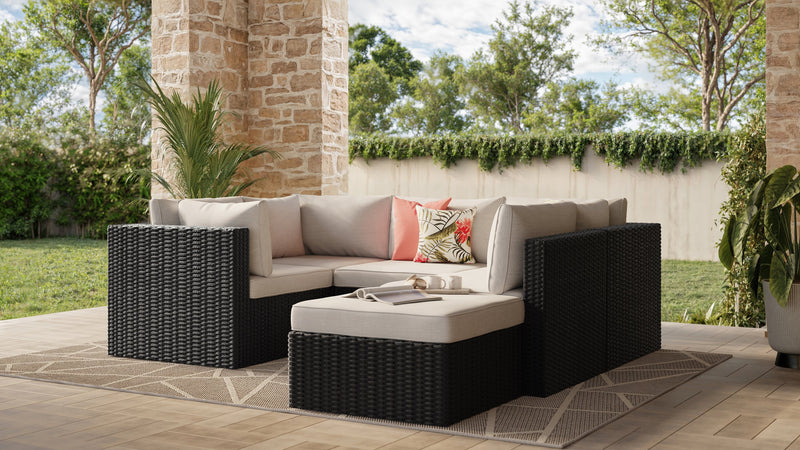 Ensemble Barbados 6 pièces pour la terrasse à l’extérieur avec 3 fauteuils en coin, 2 fauteuils sans accoudoirs et pouf - osier en résine tressé à la main, résistant aux rayons UV et aux intempéries - noir et gris