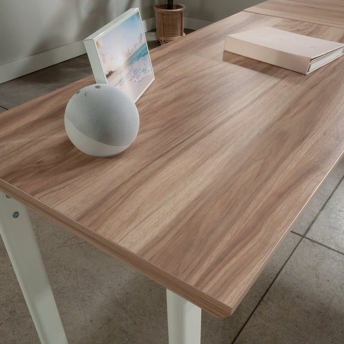 Retour pour bureau de calibre commercial Bergen Circle 35 po x 20 po