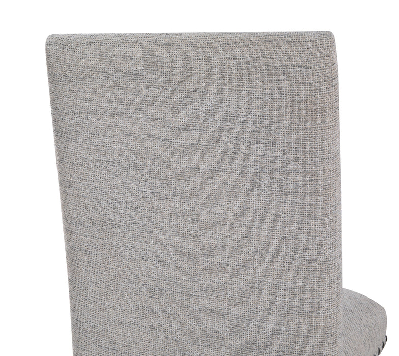 Chaise de salle à manger Boden en tissu de polyester avec bordure de clous décoratifs - beige et brune