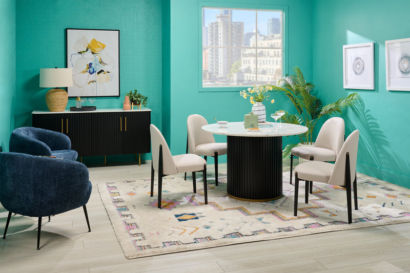 Carpette à poil long Ellis multicolore à motif géométrique - 7 pi 11 po x 10 pi 10 po