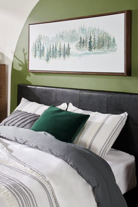 Lit rembourré Chase en tissu de cuir végétalien brun - format lit double