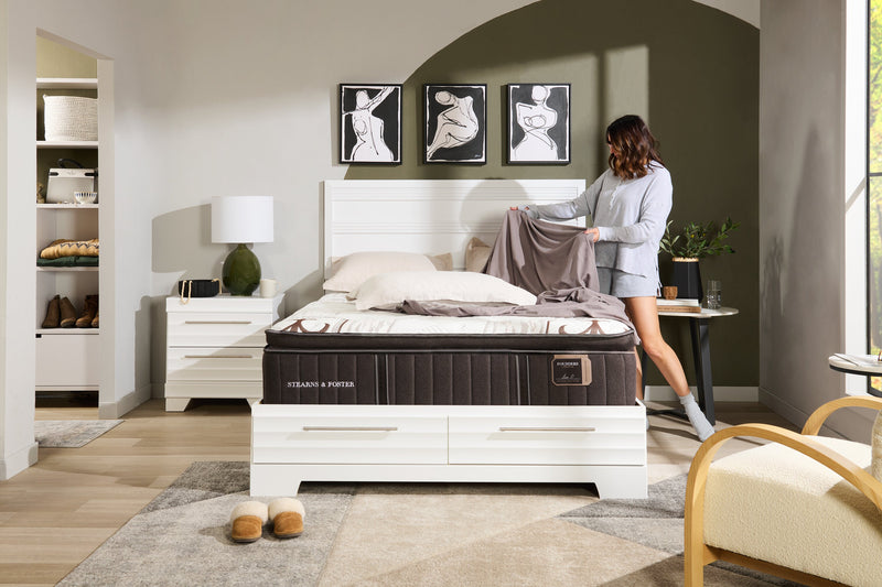 Matelas à plateau-coussin Crystal Palace collection Founders de Stearns & Foster pour grand lit