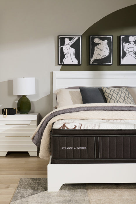 Matelas à plateau-coussin Crystal Palace collection Founders de Stearns & Foster pour grand lit