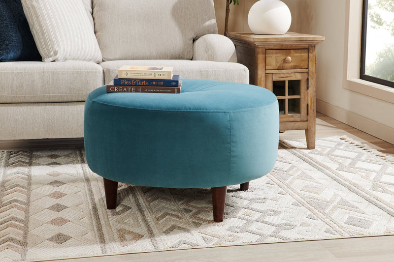 Pouf personnalisable The Curve de Sofa Lab de 31 po fabriqué au Canada en tissu de velours - bleu Sea Blue