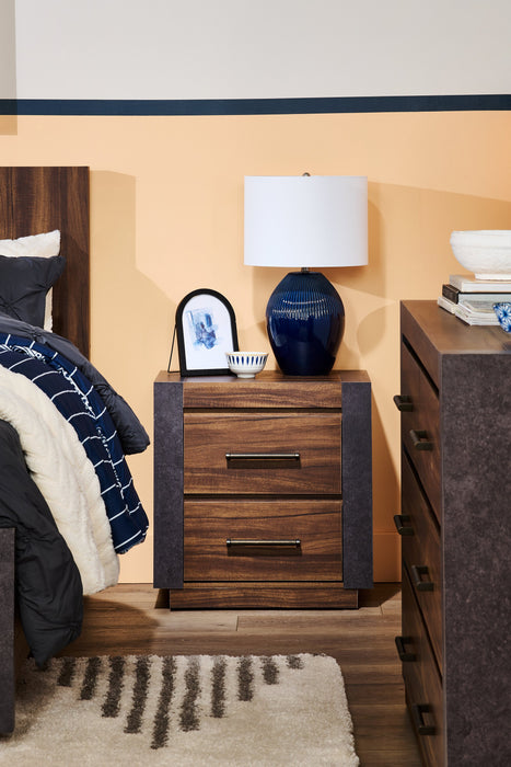 Lampe de table Penelope de Kort & Co. de 24 po en céramique bleue