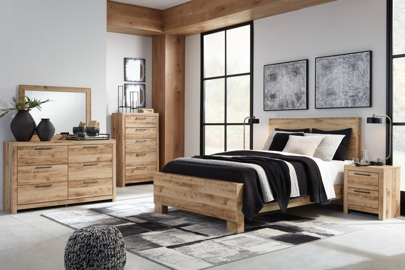 Ensemble de chambre à coucher Derekson 6 pièces avec lit à panneau, commode, miroir et table de nuit, naturel - format très grand lit