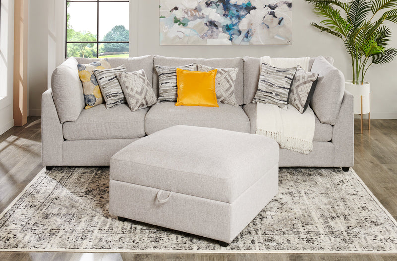 Sofa sectionnel modulaire Evolve de Scott Living 4 pièces en tissu d’apparence lin avec pouf et coussins en duvet et plumes - gris