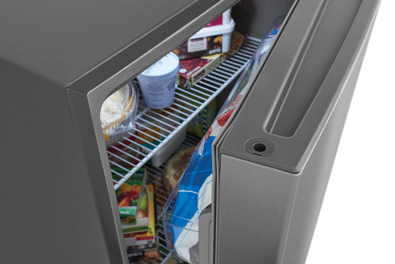 Congélateur vertical Frigidaire de 20 pi³ - FFUE2022AF