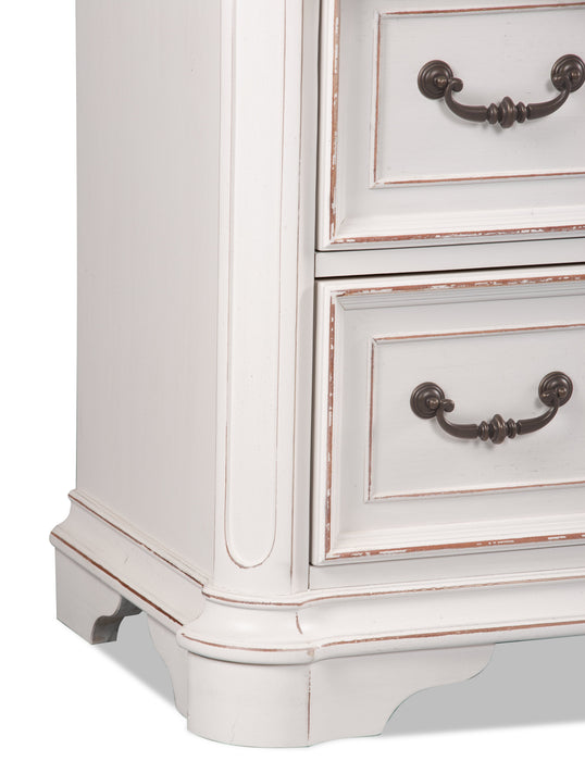Commode Grace de 64 po (L) x 40 po (H) à 6 tiroirs pour la chambre à coucher - blanc antique