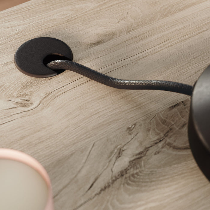 Bureau de direction Hammond de 67,56 po de qualité commerciale à 7 tiroirs - chêne crayeux