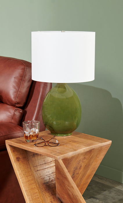 Lampe de table Joslyn de Kort & Co. de 23 po en céramique verte