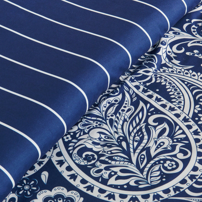 Ensemble d’édredon Lochlan 3 pièces pour très grand lit - bleu marine et blanc