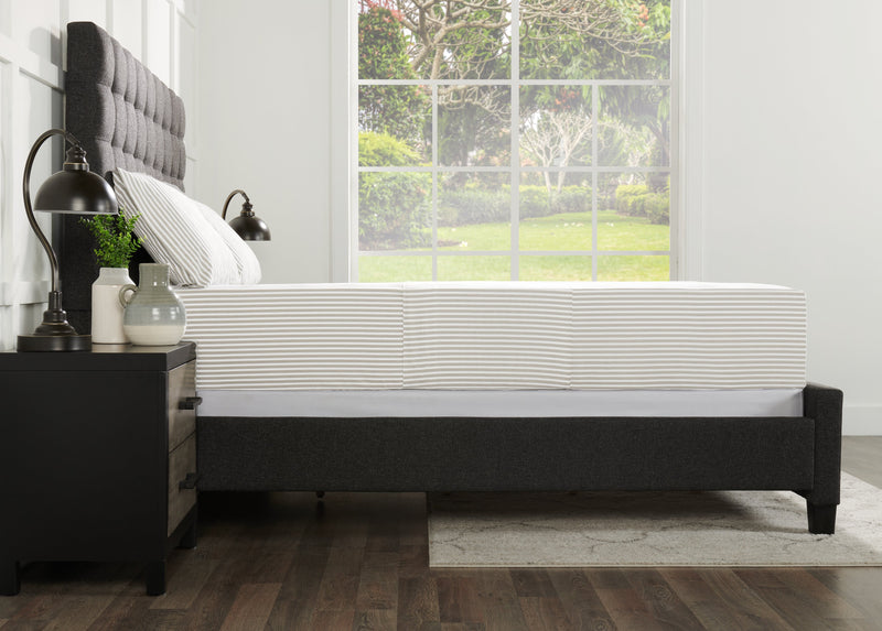 Ensemble de draps Striped de 4 pièces en coton pour grand lit - gris clair