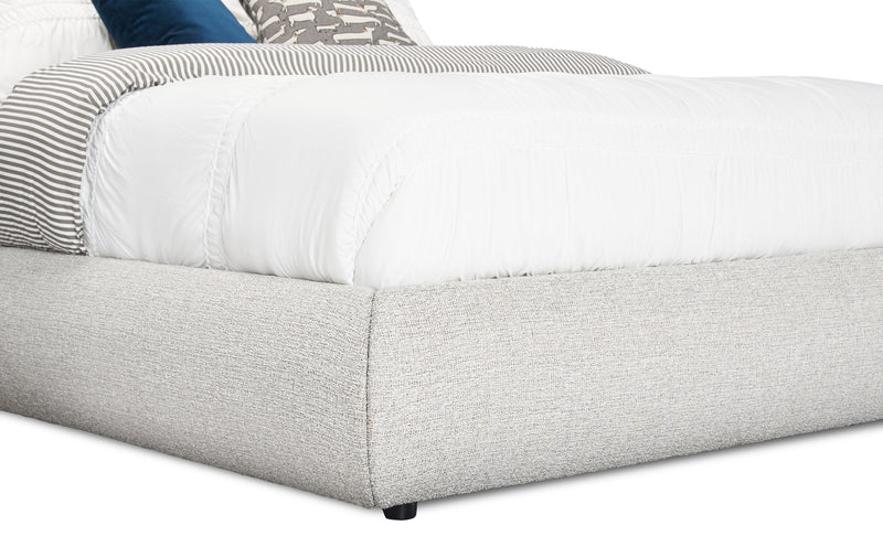 Lit plateforme rembourré Luka en tissu de polyester gris, moderne – format grand lit