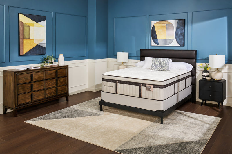Matelas luxueux à Euro-plateau Middlesbrough de Stearns & Foster pour lit double