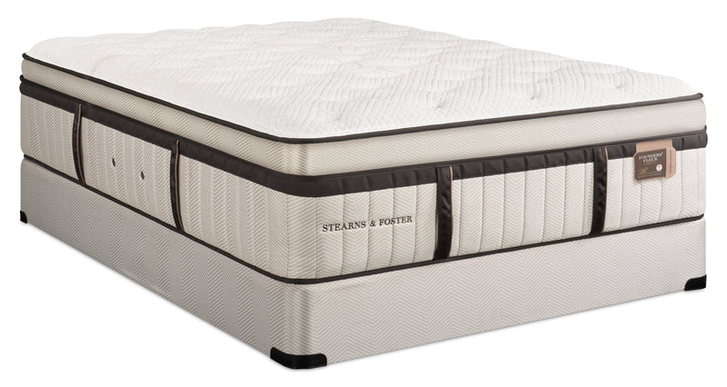 Ensemble matelas luxueux à Euro-plateau Middlesbrough de Stearns & Foster pour lit double