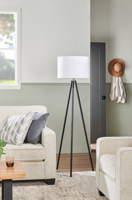Lampe à pied de type trépied de 63 po en métal noir