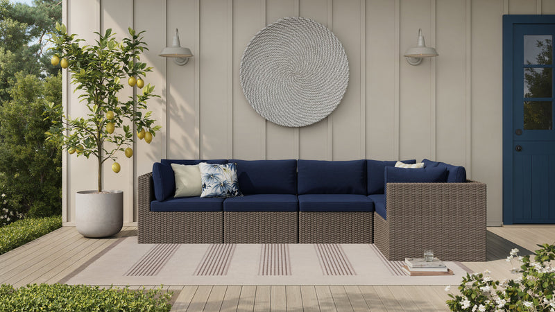 Ensemble Naples 5 pièces pour la terrasse à l’extérieur avec 3 fauteuils en coin et 2 fauteuils sans accoudoirs - osier en résine tressé à la main, résistant aux rayons UV et aux intempéries - naturel et bleu