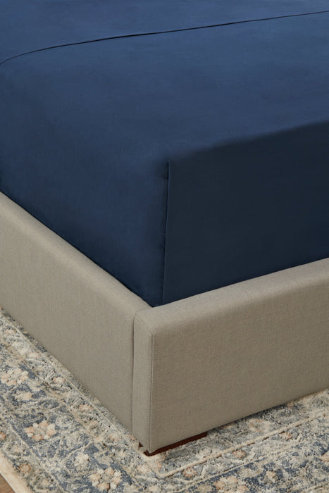 Ensemble de draps Ultra Advanced MasterguardMD 4 pièces pour grand lit - bleu marine