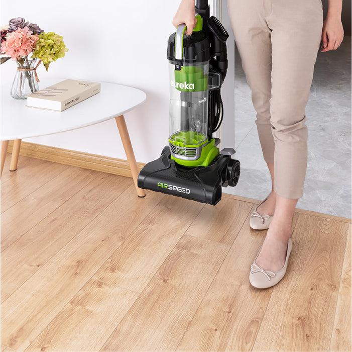 Aspirateur vertical sans sac AirSpeed de Eureka - NEU100C