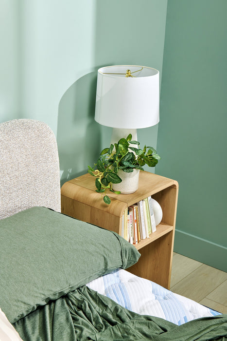 Table de nuit Odin de 18 po (l) x 25,75 po (H) avec tablette de rangement - naturelle