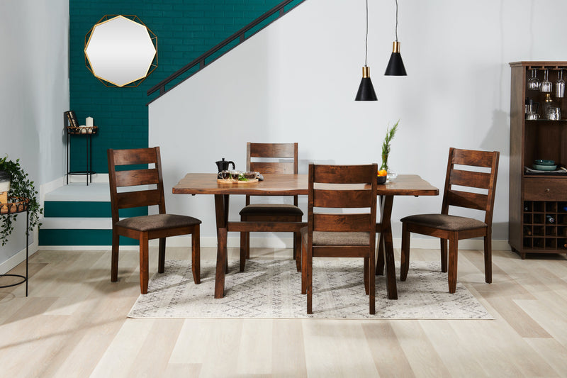 Ensemble de salle à manger Plum 5 pièces en bois avec table de 70,75 po (L), apparence de bordures Live Edge et 4 chaises - brun muscade