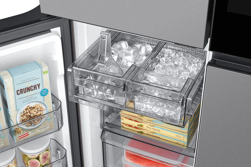 Réfrigérateur BESPOKE Samsung de 22,5 pi³ et de 36 po de profondeur comptoir à 4 portes FlexMC avec portail Family Hub+MC avec IA - acier inoxydable - RF23DB9900QDAC