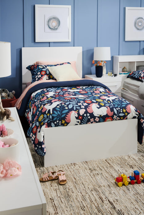 Lit à panneaux Riley avec tête de lit et cadre de lit pour enfants, fabriqué au Canada, blanc - format lit simple