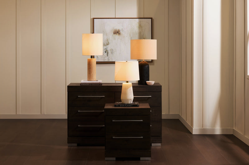 Lampe de table moderne Rocco de 25 po en pierre - travertin naturel