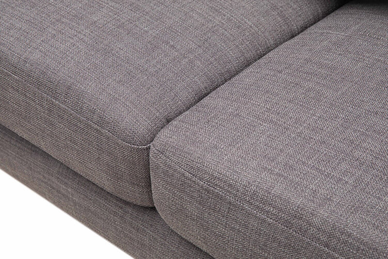 Causeuse Freeman de Kort & Co. de 63 po en tissu d’apparence lin avec pattes en bois et coussins de dossier capitonnés - gris anthracite