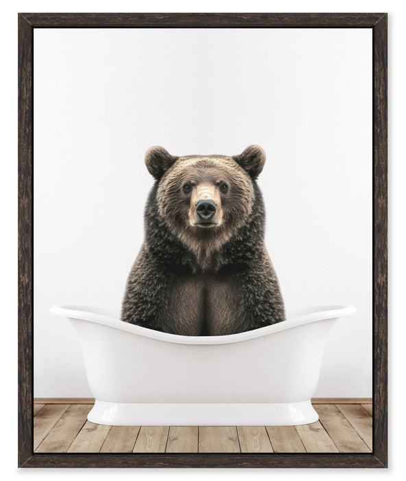 Œuvre d’art encadrée « Bear in Tub » sur toile - 17,5 po x 21,5 po