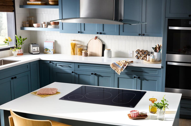 Surface de cuisson à induction Whirlpool de 30 po à 4 éléments - acier inoxydable - WCIT7030SS