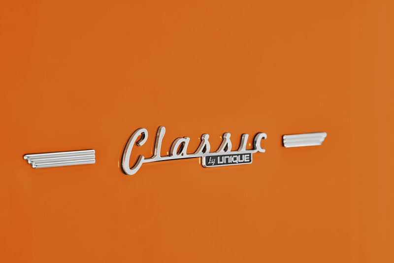 Réfrigérateur rétro Classic Rétro par Unique de 24 po et de 12 pi3 à congélateur inférieur sans givre - orange creamsicle - UGP-340L O AC